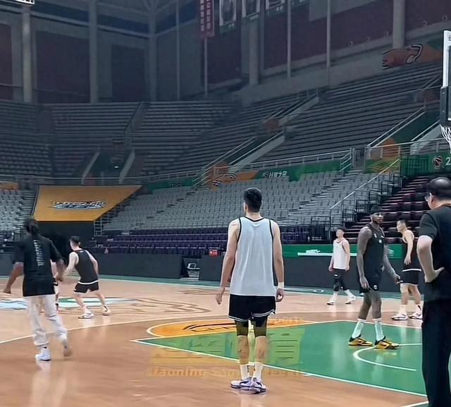 CBA常规赛冲刺阶段走向成谜；尼斯临场应变；气氛紧张；心理建设被强调的简单介绍-米兰体育官网